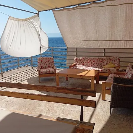 Seaside House In Wilderness * Zastrazisce